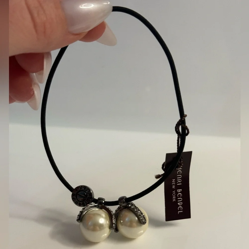Authentic HENRI BENDEL Pearl Hair Accessory - Picture 7 of 8